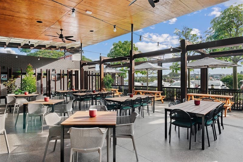 Browns Plains Hotel