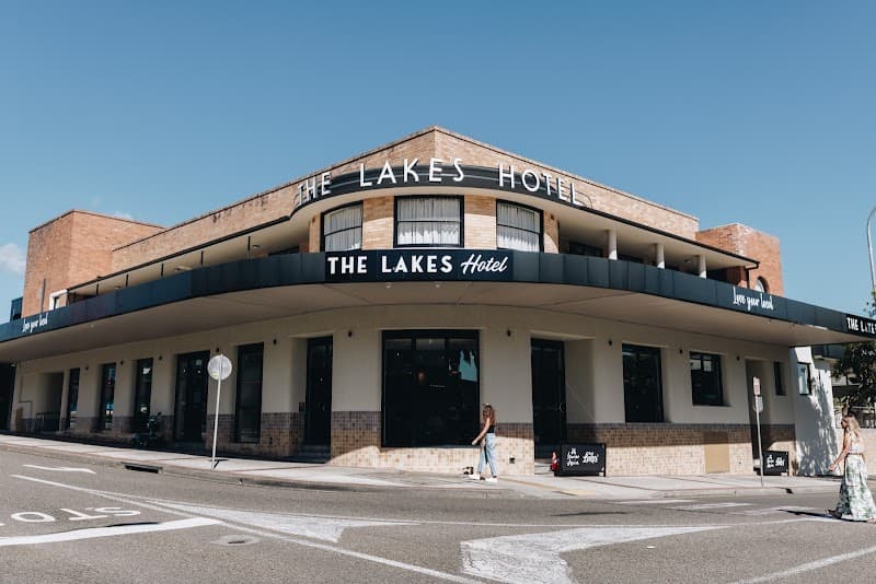 The Lakes Hotel