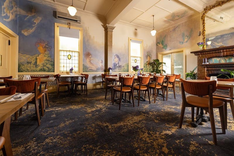 Mile End Hotel